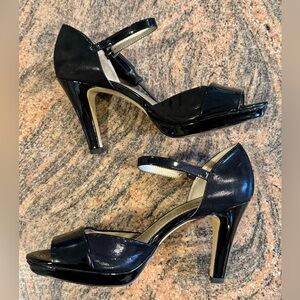 Ann Klein iflex 4” classic black peep toe heels patent texture dressy 8
